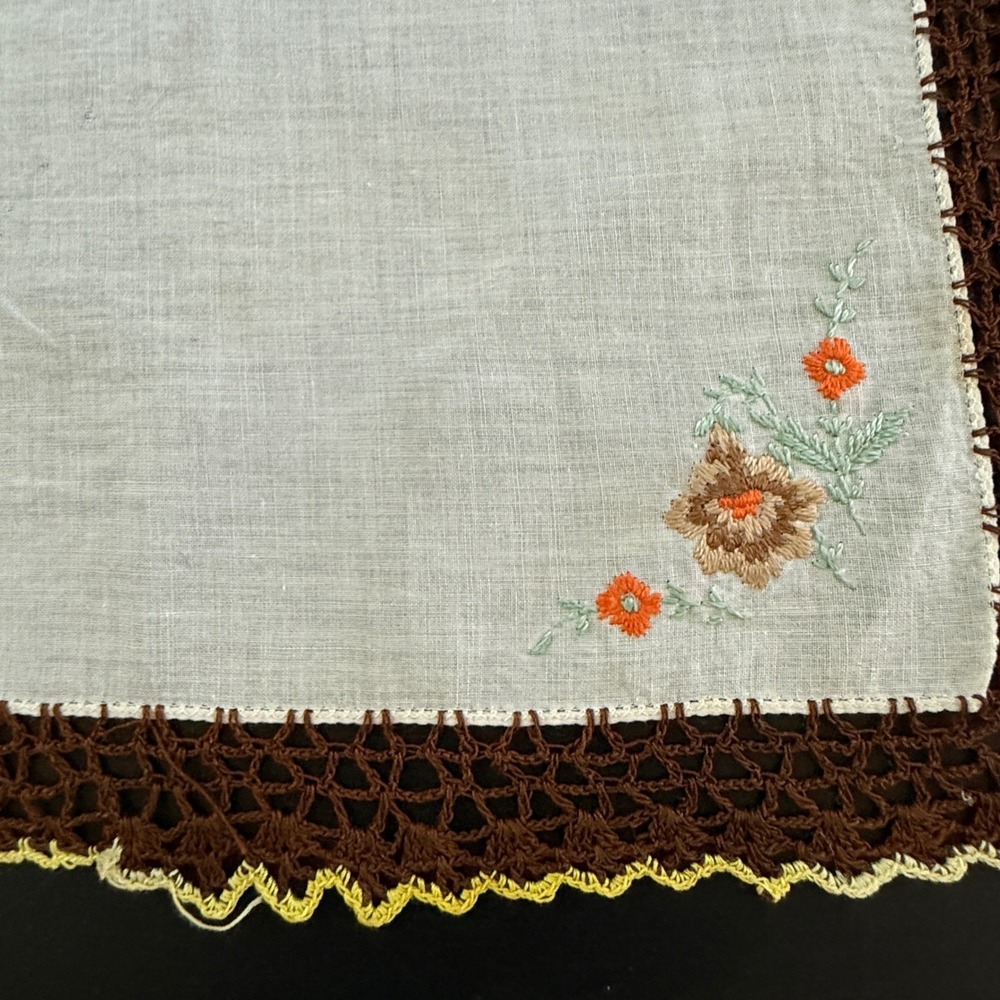 Vintage Handkerchief Lot 3 Embroidered Crochet Lace Floral White Brown Multi - Picture 5 of 11